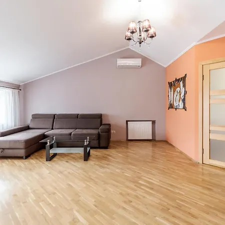 Apartment Grand On Rynok Square Lviv