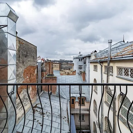 Grand On Rynok Square *