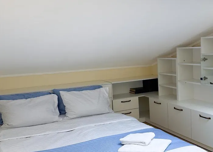 Grand On Rynok Square