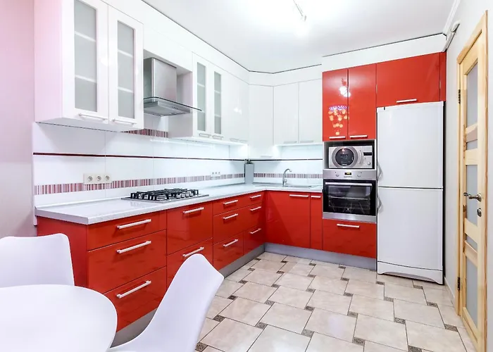 Grand On Rynok Square Apartment