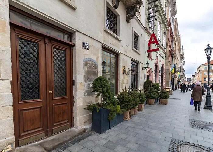 Grand On Rynok Square Apartment Lviv