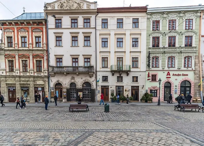 Grand On Rynok Square * Львов