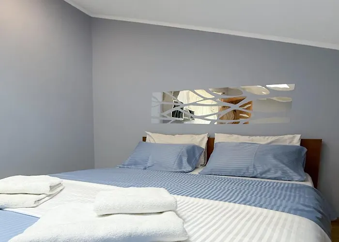 Grand On Rynok Square * إلفيف